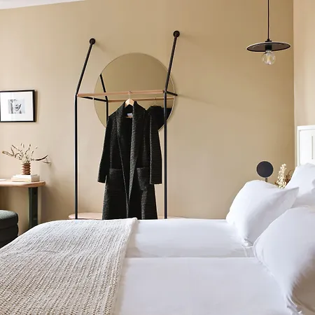 Orphée Hotel